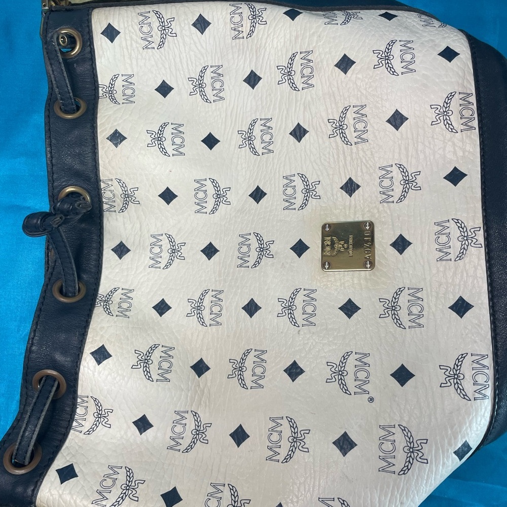 MCM White and Blue Monogram Drawstring Bucket Shoulder Bag - Picture 6 of 14